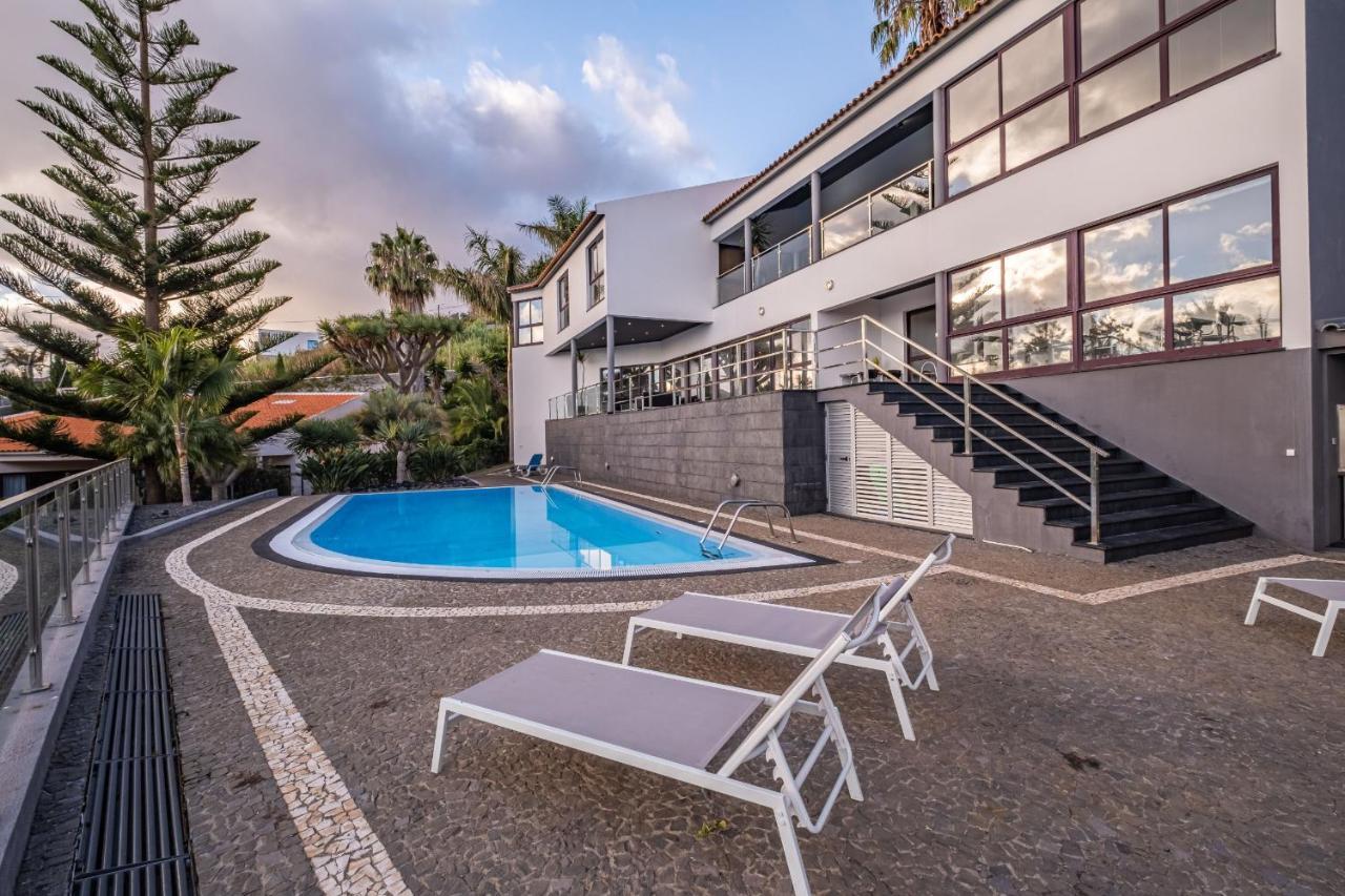 Ample Villa With Pool And Gorgeous Ocean View Funchal  Eksteriør billede