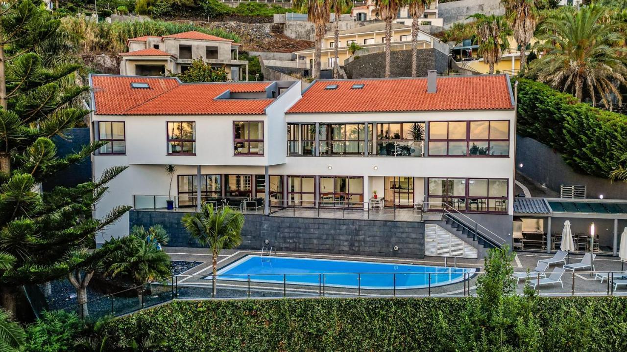 Ample Villa With Pool And Gorgeous Ocean View Funchal  Eksteriør billede